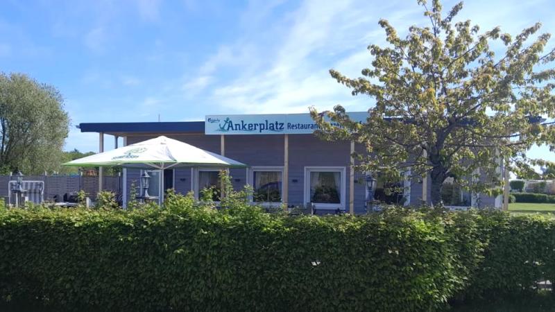 Ankerplatz • Restaurant - Pizzeria - Café